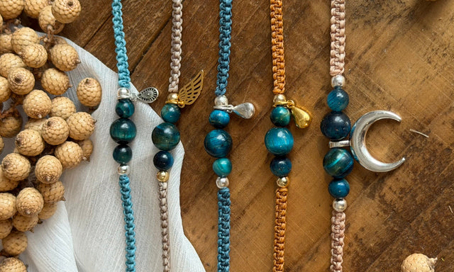 Blaues Tigerauge - 5 Mikromakramee Armbänder, 5 Looks
