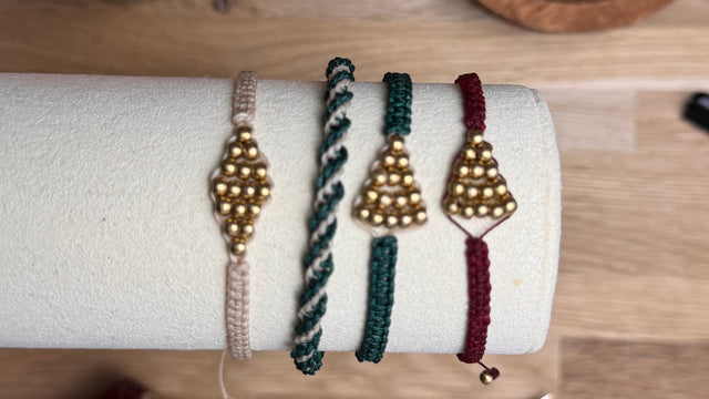 Weihnachtliches Tannenbaum Armband