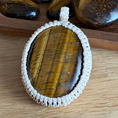 Cabochon Steine zum einfassen mit Mikromakrameegarn
