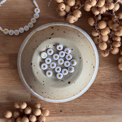 Collection image for: Acryl Buchstaben Perlen