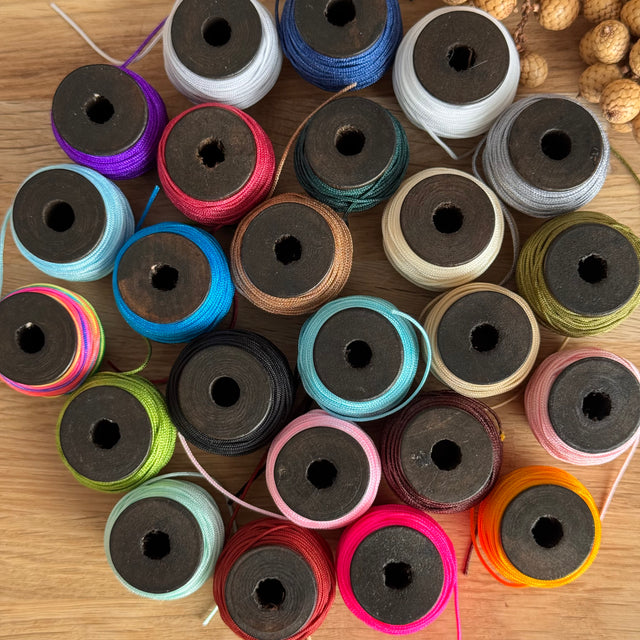 Ungewachstes Polyester Garn