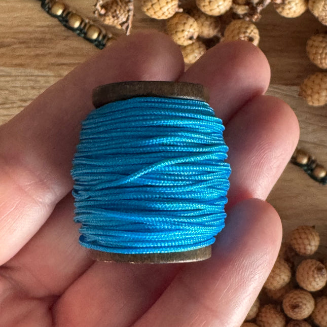 1 x 10 m Türkis (048) | Ungewachstes Polyestergarn 1 mm für Mikro Makramee | Schmuckherstellung DIY