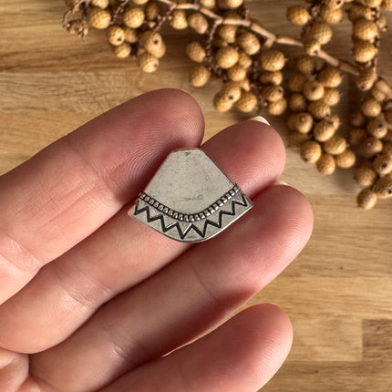 1 x Silver Modern Tassel End Cap for DIY Jewelry