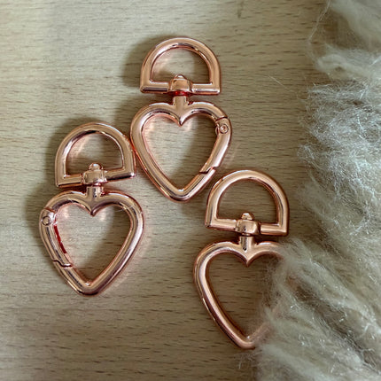 1 x Herz Karabiner Rosegold - für DIY Schlüssel- und Taschenanhänger Makramee