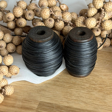 Schwarz (CT05) |  geflochtenes & gewachstes  Polyestergarn 1 mm | CT Point®| Mikromakramee Schmuckgarn