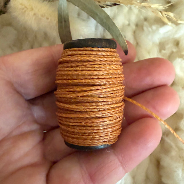 Caramel (203) | Linhasita® waxed polyester thread 1 mm | Various lengths | For jewelry 