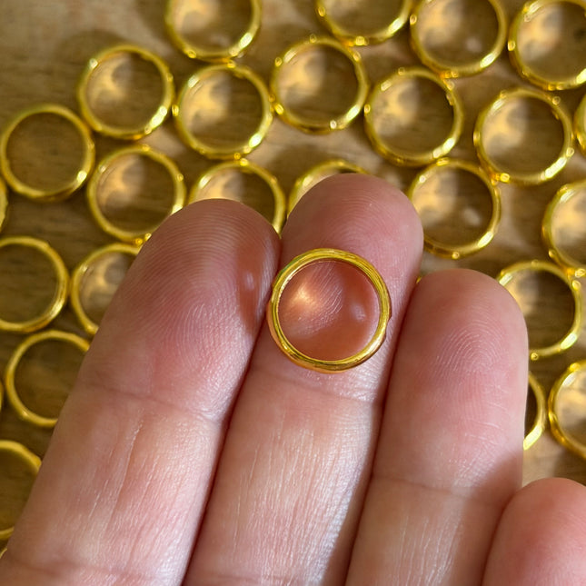 1 x Ring-Verbinder | in Gelb-Gold | 10 mm | Für Mikromakramee, Schmuck & DIY‘s