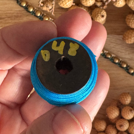 1 x 10 m Türkis (048) | Ungewachstes Polyestergarn 1 mm für Mikro Makramee | Schmuckherstellung DIY