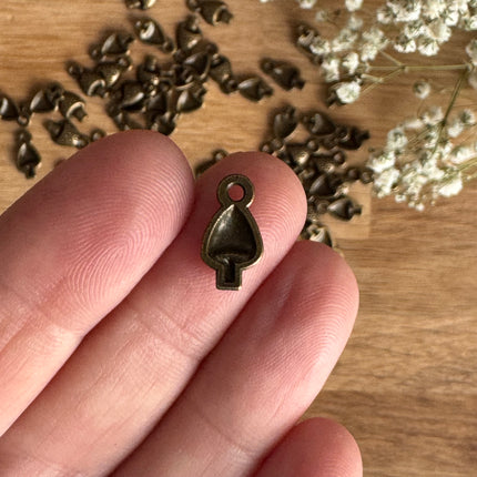 5 x Pilzanhänger aus Bronze | 12 x 7 mm | Für Mikromakramee, Schmuck & DIY‘s