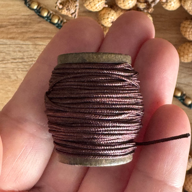 1 x 10 m Dunkelbraun (055) | Ungewachstes Polyestergarn 1 mm für Mikro Makramee | Schmuckherstellung DIY