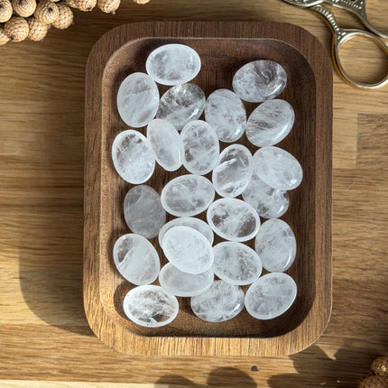 1 x Cabochon - weißer Quarz -  2 x 1,4 cm |  Makramee, Mikromakramee & DIY Schmuck