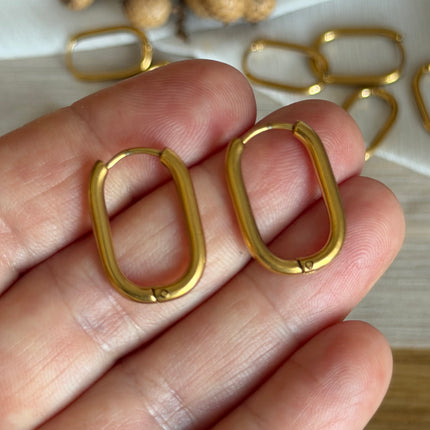 2 x Ovale Creolen | in Gold | 21 x 15 mm | Für Mikromakramee, Schmuck & DIY‘s