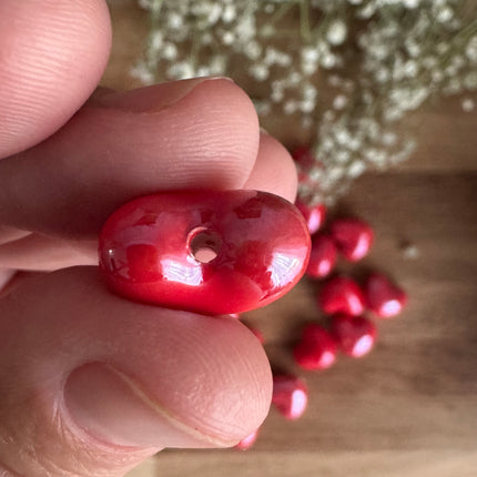 1 x Herz Perle Rot aus Keramik | Für Mikromakramee, Schmuck & DIY‘s