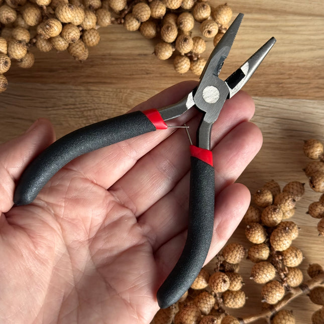 Flachzange mit Soft-Grip  | Schmuckzange für Mikromakramee & DIY Schmuck | 12 cm lang