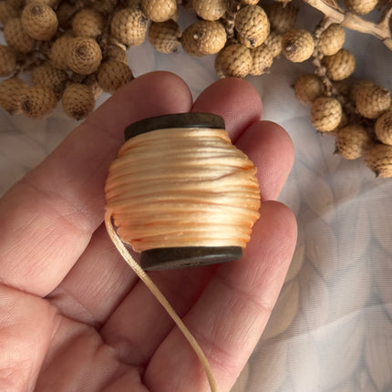 1 x Pfirsich Schmuck Kordel in Seidenoptik  | ø 1,2 mm x 10 m | Für Mikromakramee, Schmuck & DIY‘s