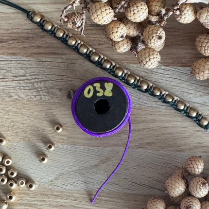 1 x 10 m Purple (038) | Ungewachstes Polyestergarn 1 mm für Mikro Makramee | Schmuckherstellung DIY (Kopie)
