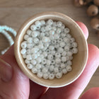 100 x Glasperlen | in Weiß | 3 mm | Für Mikromakramee, Schmuck & DIY‘s