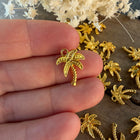 1 x Palmen Anhänger Gold Metall (nickelfrei) - sommerlicher Schmuckanhänger für Makramee DIY Schmuck