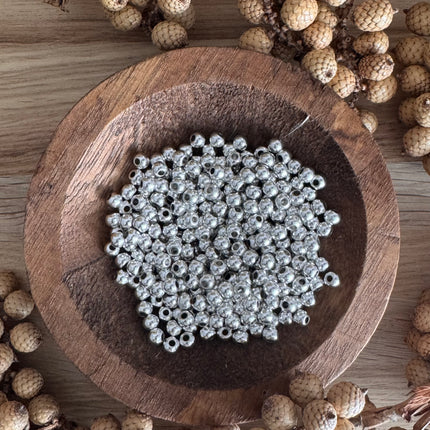 50 x 4 mm Perlen Silber - Mikro Makramee Schmuck DIY