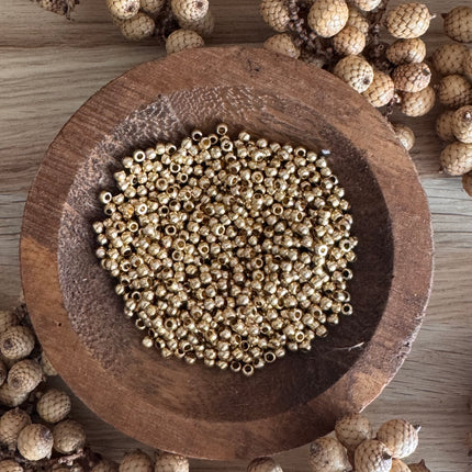 50 x 2,5  mm Perlen Messing - Mikro Makramee Schmuck DIY