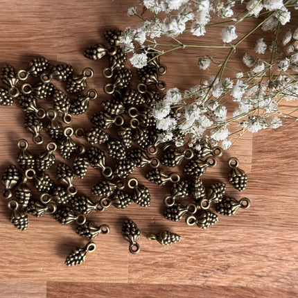 5 x Bronze Pine Cone Charms | 11 x 5 mm | For Micromacrame, Jewelry &amp; DIYs