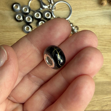 1 x Grau/Schwarz/Goldene Acryl Spacerperle mit großem Loch für DIY Schlüssel- und Taschenanhänger