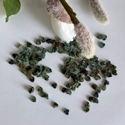 5 x Herz afrikanischer Türkis - ein wunderschönes Highlight für deine Schmuckkreationen | 6 mm (Bohrung 0,7 mm)