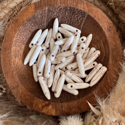 1 x Naturstein Anhänger in Türkis & Natur 21x5 mm - Schmuckherstellung DIY