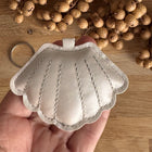 1 x  Schlüssel- und Taschenanhänger Muschel Ivory Weiß