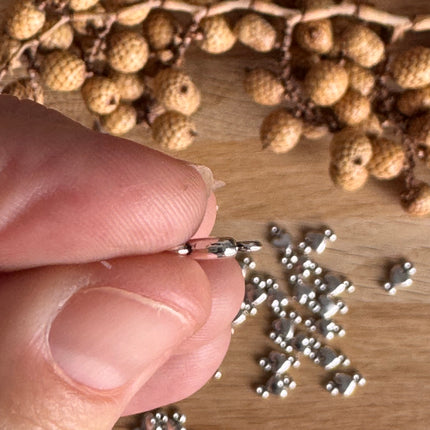 1 x Silver Heart Connector – for romantic DIY jewelry ideas