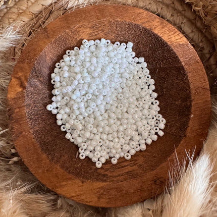 100 x Glasperlen | in Weiß | 3 mm | Für Mikromakramee, Schmuck & DIY‘s