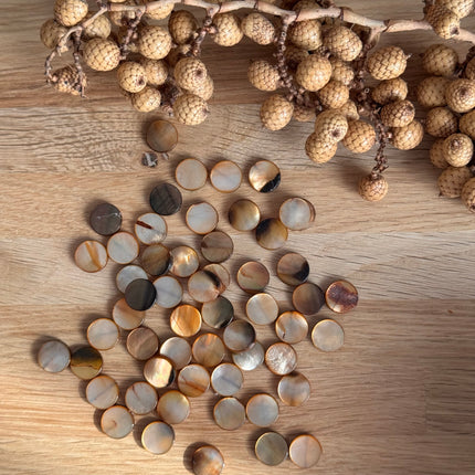 3 x Round Mother-of-Pearl Cabochons - Natural Stone for Jewelry &amp; DIY