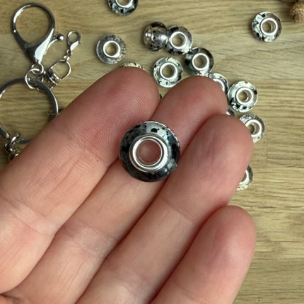 1 x Kristallklar mit schwarzen Sprenkel Acryl Spacerperle mit großem Loch für DIY Schlüssel- und Taschenanhänger