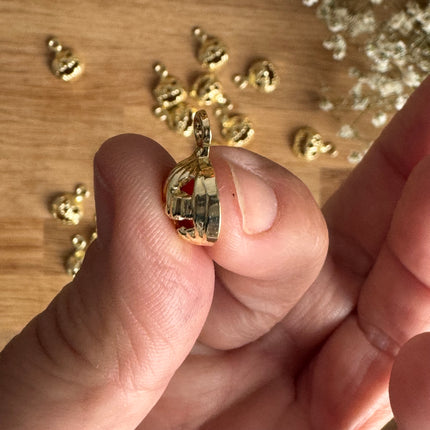 1 x Kürbisanhänger | in Gold | 15 x 11  mm | Für Mikromakramee, Schmuck & DIY‘s