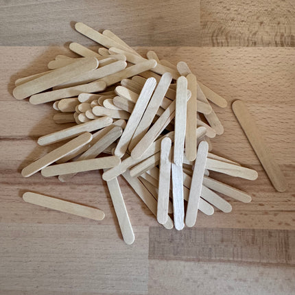 Circa 100 x kleine Eisstäbchen zum Basteln (5.5x0.8 cm)