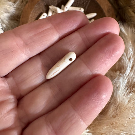 1 x Naturstein Anhänger in Türkis & Natur 21x5 mm - Schmuckherstellung DIY