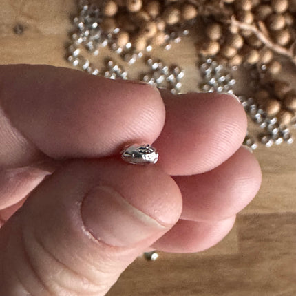 1 x kleiner silberner Zwischenring mit großem Loch für DIY Schlüssel- und Taschenanhänger