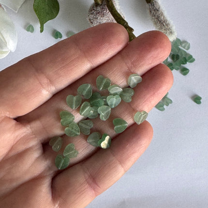 5 x Herz grüner Aventurin - ein wunderschönes Highlight für deine Schmuckkreationen | 6 mm (Bohrung 0,7 mm)