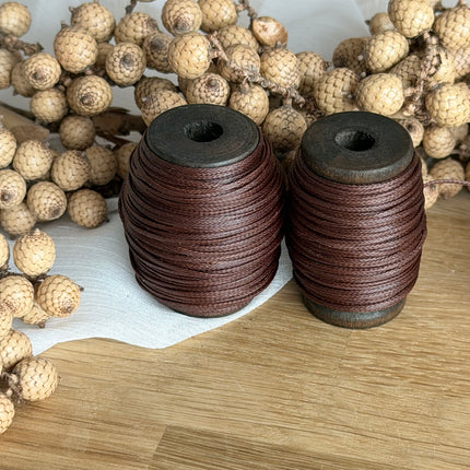 Mocca - dunkles Braun (CT04) |  geflochtenes & gewachstes  Polyestergarn 1 mm | CT Point®| Mikromakramee Schmuckgarn