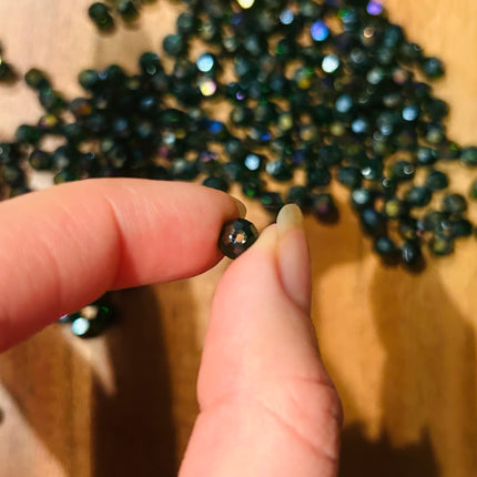 5 x Facettierte Glasperlen | in Grün-Galaxy | 6 mm | Für Mikromakramee, Schmuck & DIY‘s