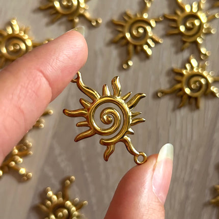 1 x Sonnen-Verbinder | in Gold | 35 x 25 mm | Für Mikromakramee, Schmuck & DIY‘s