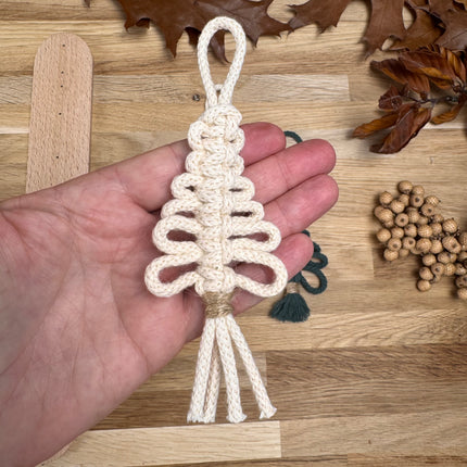 Makramee Weihnachtsbaum Schablone aus Buchenholz  mit 8 T-Pins und im Set mit Klemmbrett