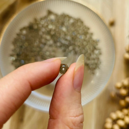 5 x Facettierte Glasperlen | in Schwarzer Diamant | 6 mm | Für Mikromakramee, Schmuck & DIY‘s