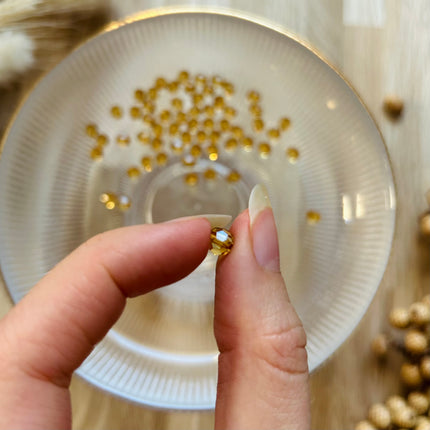 5 x Facettierte Glasperlen | in Golden Topaz | 6 mm | Für Mikromakramee, Schmuck & DIY‘s