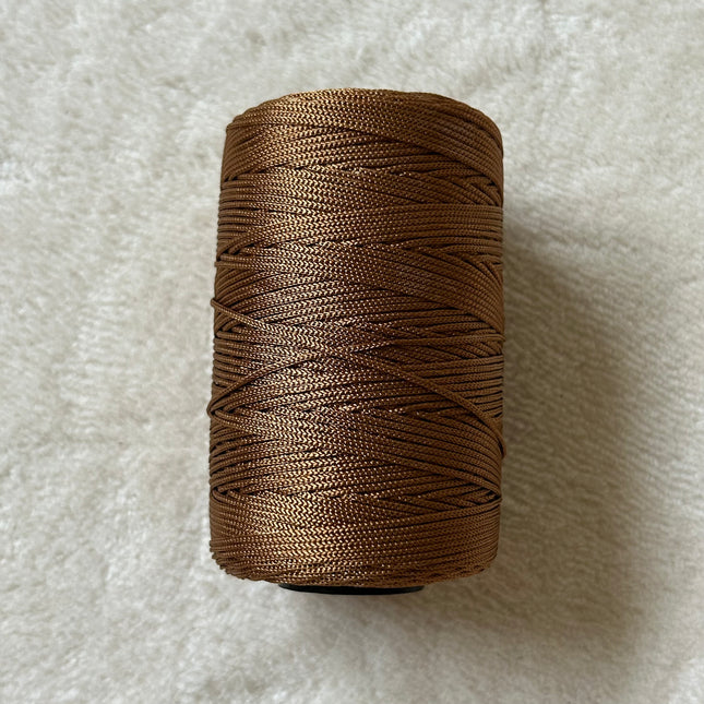 1 x Ungewachstes Mikromakrameegarn | in Braun | 1 mm x circa 200 m | Fundgrube