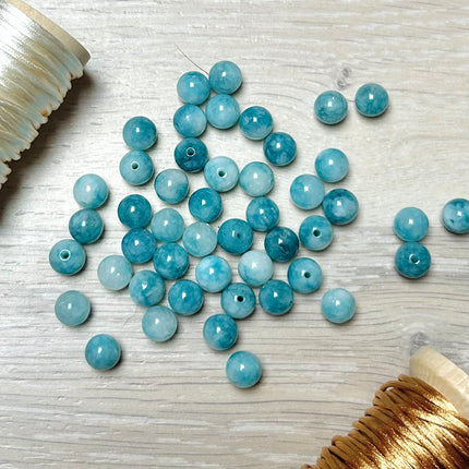 10 x runde Perlen aus Larimar | in Türkisblau | 8 mm | Für Mikromakramee, Schmuck & DIY‘s
