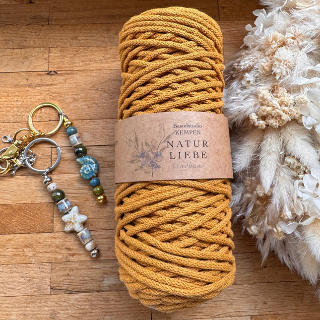 1 x Senfgelb Geflochtenes Makramee-Garn aus 100% Baumwolle | 3mm x 100 m Länge | Für Makramee, Schmuck & DIY‘s (