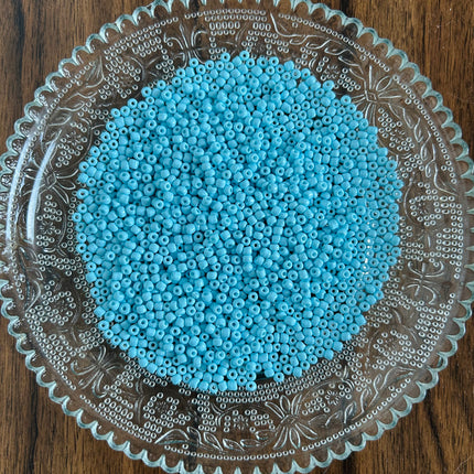 100 x Rocailles Glasperlen | in Hellblau | 3 mm | Für Mikromakramee, Schmuck & DIY‘s
