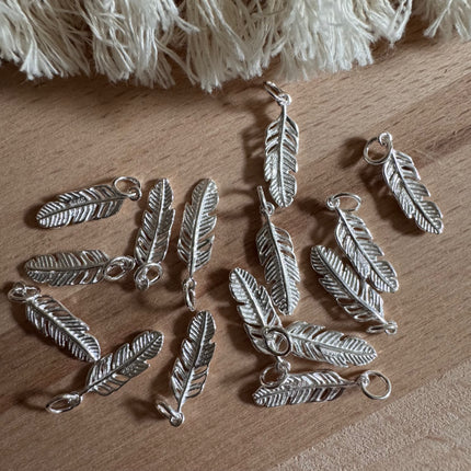 1 x Filigraner Feder Anhänger aus 925 Sterling Silber -Schmuckzubehör DIY