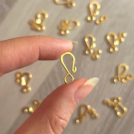 1 x S-Haken | in Gold | 19 x 9 mm | Für Mikromakramee, Schmuck & DIY‘s
